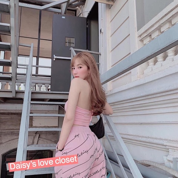 Set 2 pieces, sport pant with backless shirt - Picture 2 of 4